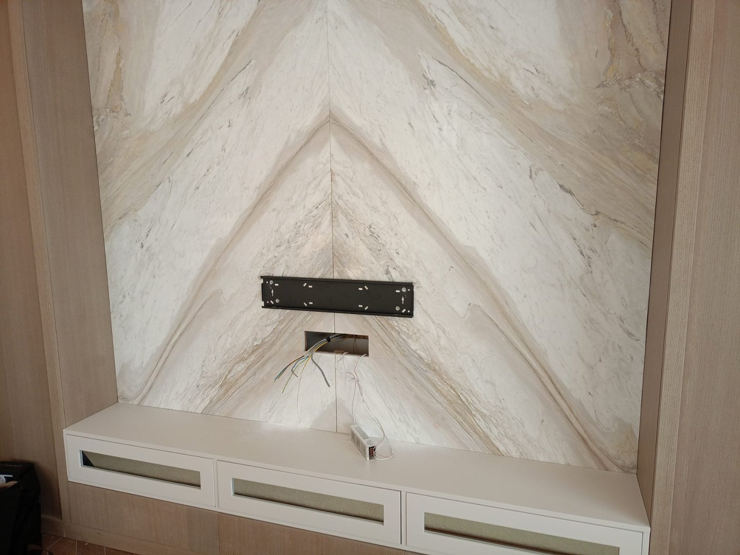 Mermer Tv Ünitesi | Beyaz Klima Servis | Kombi & Klima Servisi